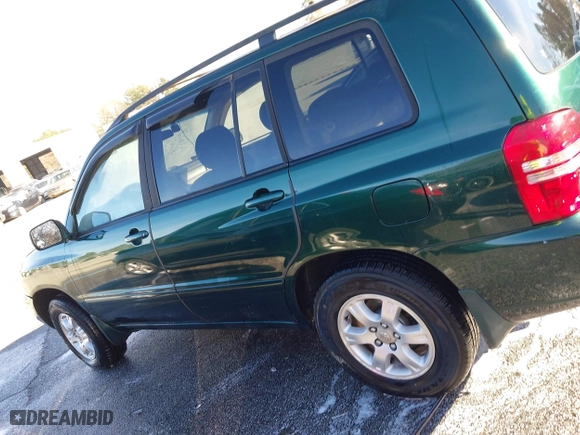 2002 Toyota Highlander with VIN JTEGF21AX20070054, listed as a IAAI auction lot 41232234 with 359,857 mi miles. Bid and sale history available at carsss.com. Image 14.