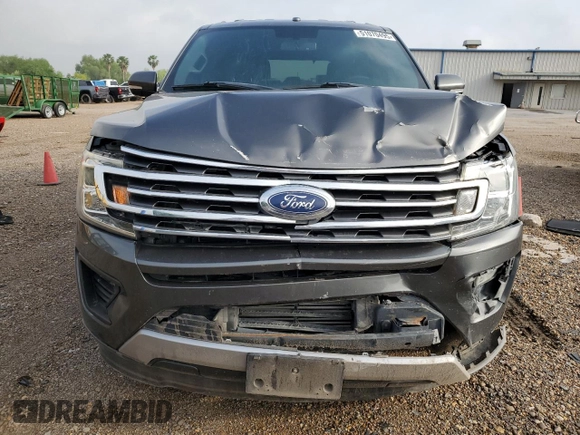 2018 Ford Expedition XLT with VIN 1FMJU1HT4JEA13346, listed as a Copart auction lot 51070495 with 100,130 mi miles and Salvage title. Bid and sale history available at DreamBid. Image 5.