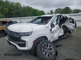 2021 Chevrolet Tahoe Z71 z VIN 1GNSKPKD3MR302080, wystawiony jako Copart lot #57813365 z przebiegiem Nie podano mil oraz Szkoda całkowita • Salvage title. Historia ofert i sprzedaży dostępna na DreamBid. Obrazek 1.