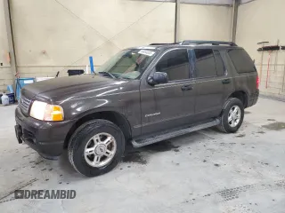 2005 Ford Explorer XLT z VIN 1FMZU73E95UA20335, wystawiony jako Copart lot #49658885 z przebiegiem 102 757 mil mil oraz Czysty tytuł • Clean title. Historia ofert i sprzedaży dostępna na DreamBid. Obrazek 1.