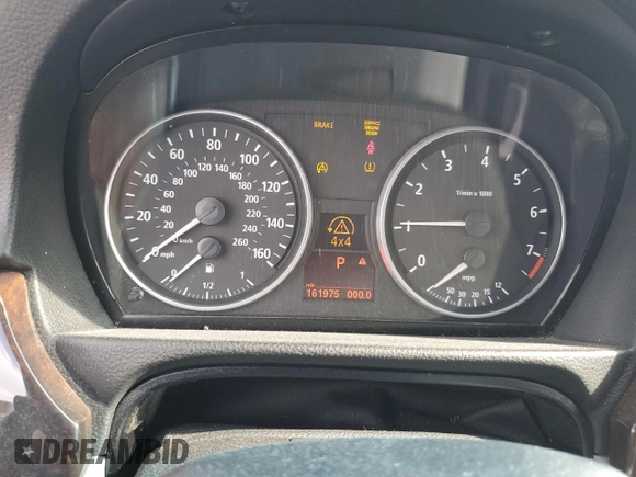 2006 BMW 3 Series 325xi with VIN WBAVD13536KV14510, listed as a Copart auction lot 49331735 with 161,975 mi miles and Salvage Title. Bid and sale history available at carsss.com. Image 9.