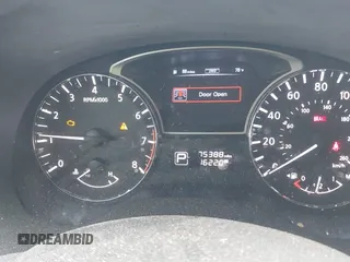 2014 Nissan Pathfinder S with VIN 5N1AR2MM7EC619604, listed as a IAAI auction lot 42694493 with 75,388 mi miles and . Bid and sale history available at DreamBid. Image 7.