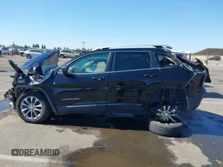 2019 Jeep Cherokee Latitude Plus with VIN 1C4PJLLB6KD154914, listed as a IAAI auction lot 42312708 with Not provided miles and . Bid and sale history available at DreamBid. Image 14.