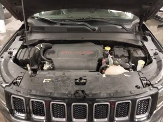 2018 Jeep Compass Trailhawk with VIN 3C4NJDDB4JT210451, listed as a IAAI auction lot 41239258 with 90,552 mi miles and . Bid and sale history available at carsss.com. Image 10.