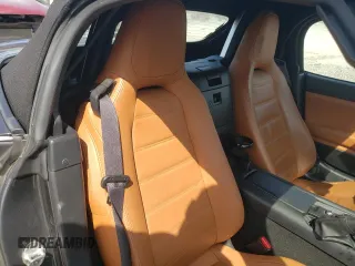 2017 FIAT 124 Spider Elaborazione Abarth z VIN JC1NFAEK7H0105552, wystawiony jako Copart lot #56194464 z przebiegiem 64 001 mil mil oraz Szkody całkowita. Historia ofert i sprzedaży dostępna na DreamBid. Obrazek 10.