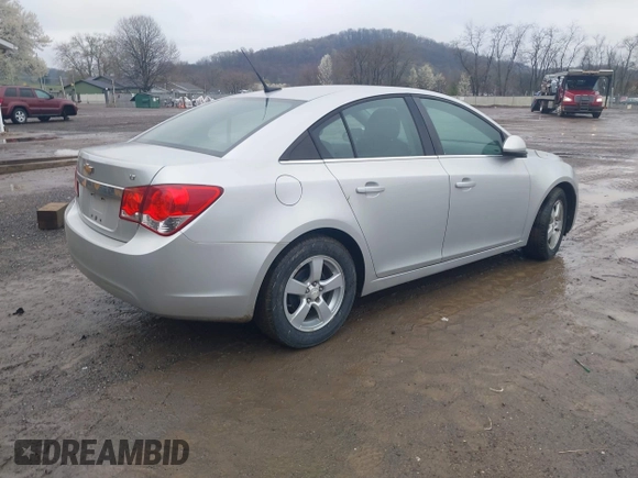 2014 Chevrolet Cruze 1LT z VIN 1G1PC5SB1E7444562, wystawiony jako IAAI lot #42019148 z przebiegiem 77 180 mil mil oraz . Historia ofert i sprzedaży dostępna na DreamBid. Obrazek 4.