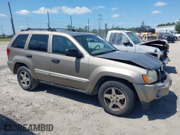 2005 Jeep Grand Cherokee Laredo with VIN 1J4HS48NX5C656582, listed as a IAAI auction lot 42079746 with Not Provided miles and . Bid and sale history available at DreamBid. Image 13.