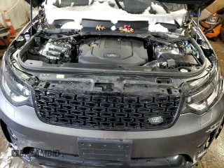 2017 Land Rover Discovery HSE Luxury with VIN SALRHBBK9HA036195, listed as a Copart auction lot 44305685 with 80,724 mi miles and Clean Title. Bid and sale history available at DreamBid. Image 13.