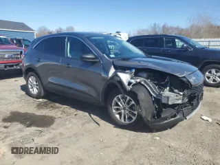 2022 Ford Escape SE with VIN 1FMCU9G64NUC01993, listed as a Copart auction lot 51331005 with 18,588 mi miles and Salvage title. Bid and sale history available at DreamBid. Image 4.