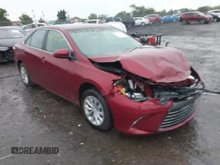2015 Toyota Camry XLE z VIN 4T1BF1FK4FU987429, wystawiony jako IAAI lot #42308707 z przebiegiem 149 536 mil mil oraz . Historia ofert i sprzedaży dostępna na DreamBid. Obrazek 1.