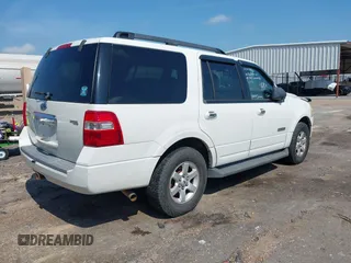 2008 Ford Expedition SSV with VIN 1FMFU16558LA50406, listed as a IAAI auction lot 42103006 with 106,242 mi miles and . Bid and sale history available at DreamBid. Image 4.