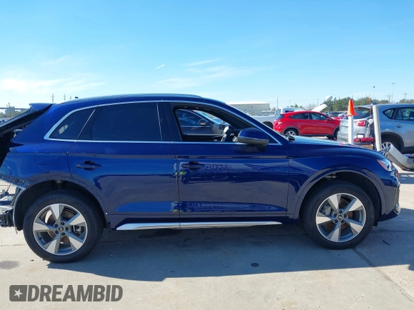 2023 Audi Q5 Premium Plus with VIN WA1BBAFYXP2195975, listed as a IAAI auction lot 41309879 with 11,124 mi miles and . Bid and sale history available at DreamBid. Image 14.