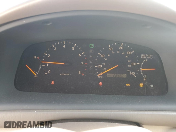 1998 Lexus ES 300 z VIN JT8BF28G4W5043724, wystawiony jako Copart lot #44194005 z przebiegiem 234 200 mil mil oraz Czysty tytuł • Clean title. Historia ofert i sprzedaży dostępna na DreamBid. Obrazek 9.