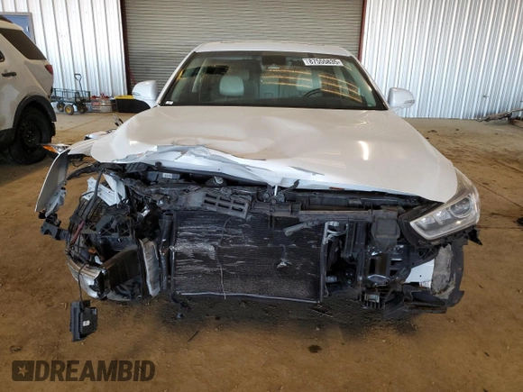 2017 Genesis G90 Ultimate with VIN KMHG54JH7HU029720, listed as a Copart auction lot 87555835 with Not Provided miles and Salvage Title. Bid and sale history available at DreamBid. Image 5.