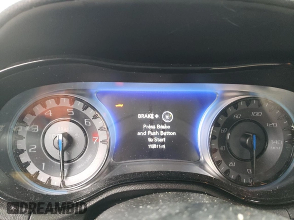 2019 Chrysler 300 S z VIN 2C3CCABG1KH577854, wystawiony jako Copart lot #47321705 z przebiegiem 112 511 mil mil oraz Szkoda całkowita • Salvage title. Historia ofert i sprzedaży dostępna na DreamBid. Obrazek 9.