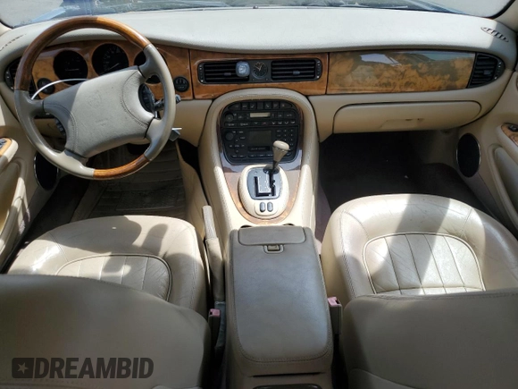2000 Jaguar XJ with VIN SAJDA14C8YLF15934, listed as a Copart auction lot 54345875 with 78,840 mi miles and Non Repairable. Bid and sale history available at DreamBid. Image 8.
