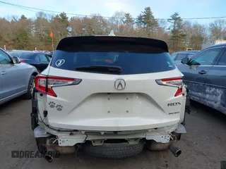2019 Acura RDX w/Advance Pkg with VIN 5J8TC2H77KL002039, listed as a IAAI auction lot 41275764 with 45,129 mi miles. Bid and sale history available at carsss.com. Image 17.