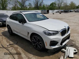 2021 BMW X4 M z VIN 5YMUJ0C01M9F02229, wystawiony jako Copart lot #50816634 z przebiegiem 28 562 mil mil oraz . Historia ofert i sprzedaży dostępna na DreamBid. Obrazek 4.