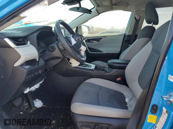 2021 Toyota RAV4 Hybrid XLE with VIN 4T3RWRFV0MU048192, listed as a Copart auction lot 46484215 with 46,942 mi miles and Salvage Title. Bid and sale history available at carsss.com. Image 7.
