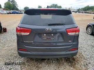 2017 Kia Sorento LX with VIN 5XYPGDA37HG298921, listed as a Copart auction lot 55575005 with 117,845 mi miles and Salvage title. Bid and sale history available at DreamBid. Image 6.
