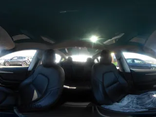 2022 Tesla Model 3 Long Range z VIN 5YJ3E1EB2NF183893, wystawiony jako IAAI lot #42130396 z przebiegiem 25 552 mil mil oraz . Historia ofert i sprzedaży dostępna na DreamBid. Obrazek 21.