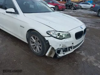 2015 BMW 5 Series 528i xDrive with VIN WBA5A7C52FD623251, listed as a IAAI auction lot 41441702 with 117,634 mi miles. Bid and sale history available at carsss.com. Image 6.