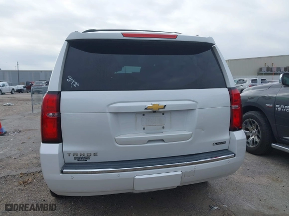 2018 Chevrolet Tahoe Premier with VIN 1GNSCCKC1JR305097, listed as a IAAI auction lot 41233962 with 154,043 mi miles. Bid and sale history available at carsss.com. Image 17.