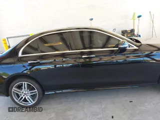 2018 Mercedes-Benz E 300 with VIN WDDZF4JBXJA349973, listed as a IAAI auction lot 42630433 with 79,153 mi miles and . Bid and sale history available at DreamBid. Image 13.