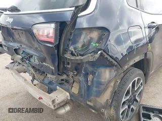 2018 Jeep Compass Limited with VIN 3C4NJDCB8JT206081, listed as a IAAI auction lot 42400790 with 127,931 mi miles and . Bid and sale history available at DreamBid. Image 6.