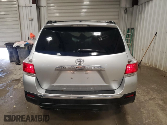 2012 Toyota Highlander Limited with VIN 5TDDK3EHXCS154339, listed as a Copart auction lot 51834175 with 152,092 mi miles and Non Repairable. Bid and sale history available at carsss.com. Image 6.