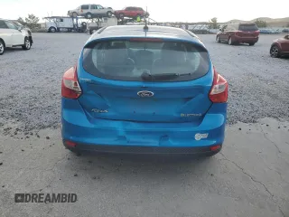 2014 Ford Focus Electric z VIN 1FADP3R41EL341620, wystawiony jako Copart lot #87277454 z przebiegiem 67 589 mil mil oraz Szkody całkowita. Historia ofert i sprzedaży dostępna na DreamBid. Obrazek 6.