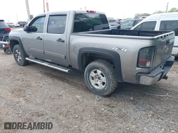 2007 Chevrolet Silverado 1500 LTZ with VIN 2GCEK13M471660691, listed as a IAAI auction lot 42152051 with 210,906 mi miles. Bid and sale history available at carsss.com. Image 3.