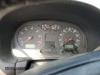 2001 Volkswagen Jetta с VIN 3VWTG69M41M180161, выставлен на аукционе Copart как лот 68853994 с пробегом Не указан миль и Списание • Salvage title. История ставок и продаж доступна на DreamBid. Изображение 9.