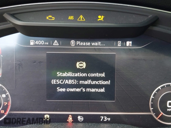 2018 Audi A4 Premium Plus z VIN WAUENAF48JA061984, wystawiony jako IAAI lot #42188859 z przebiegiem 105 155 mil mil oraz . Historia ofert i sprzedaży dostępna na DreamBid. Obrazek 7.