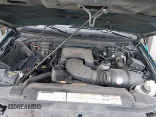 1997 Ford F-150 XL with VIN 1FTEX18L1VKB44867, listed as a IAAI auction lot 41266572 with 105,061 mi miles. Bid and sale history available at carsss.com. Image 10.