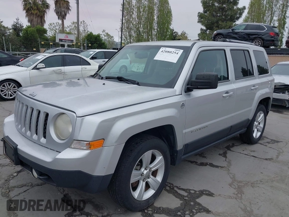 2014 Jeep Patriot Limited with VIN 1C4NJRCB0ED504715, listed as a IAAI auction lot 42080254 with 198,380 mi miles. Bid and sale history available at carsss.com. Image 6.