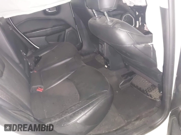2021 Jeep Compass Latitude z VIN 3C4NJDBB8MT530881, wystawiony jako IAAI lot #42159145 z przebiegiem Nie podano mil oraz . Historia ofert i sprzedaży dostępna na DreamBid. Obrazek 8.