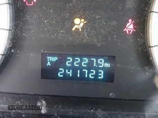 2008 Ford Escape XLT with VIN 1FMCU93168KE53335, listed as a IAAI auction lot 41935885 with 241,723 mi miles. Bid and sale history available at carsss.com. Image 12.