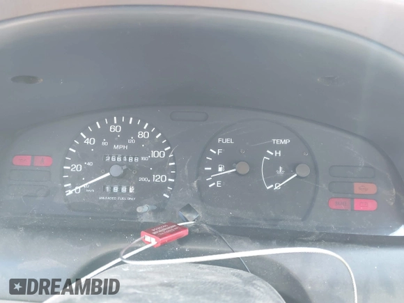 1997 Nissan Sentra XE z VIN 3N1AB41D2VL009030, wystawiony jako IAAI lot #41732648 z przebiegiem 266 188 mil mil oraz . Historia ofert i sprzedaży dostępna na DreamBid. Obrazek 7.