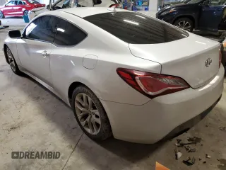 2016 Hyundai Genesis Coupe 3.8L Base z VIN KMHHT6KJ0GU132581, wystawiony jako Copart lot #41721215 z przebiegiem 79 895 mil mil oraz Szkoda całkowita • Salvage title. Historia ofert i sprzedaży dostępna na DreamBid. Obrazek 2.