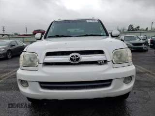 2005 Toyota Sequoia Limited with VIN 5TDBT48A35S241074, listed as a Copart auction lot 55754685 with 219,240 mi miles and Salvage Title. Bid and sale history available at DreamBid. Image 5.