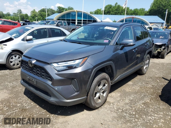 2024 Toyota RAV4 XLE with VIN 2T3P1RFV0RC431189, listed as a Copart auction lot 64742685 with 26,934 mi miles and Clean title. Bid and sale history available at DreamBid. Image 1.