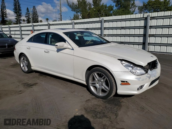 2009 Mercedes-Benz CLS-Class 5.5L with VIN WDDDJ72X09A146235, listed as a Copart auction lot 42791835 with 94,754 mi miles and Non Repairable. Bid and sale history available at carsss.com. Image 4.