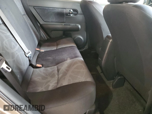 2012 Scion xB z VIN JTLZE4FE6C1145727, wystawiony jako Copart lot #54135915 z przebiegiem 111 652 mil mil oraz Szkody całkowita. Historia ofert i sprzedaży dostępna na DreamBid. Obrazek 10.