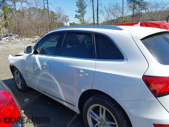 2016 Audi Q5 Premium Plus z VIN WA1L2AFP3GA012983, wystawiony jako IAAI lot #41771046 z przebiegiem 129 581 mil mil oraz . Historia ofert i sprzedaży dostępna na DreamBid. Obrazek 14.