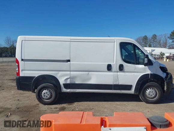 2025 Ram ProMaster Cargo Tradesman with VIN 3C6LRVVG0SE518973, listed as a IAAI auction lot 41434393 with 7,075 mi miles and . Bid and sale history available at carsss.com. Image 13.