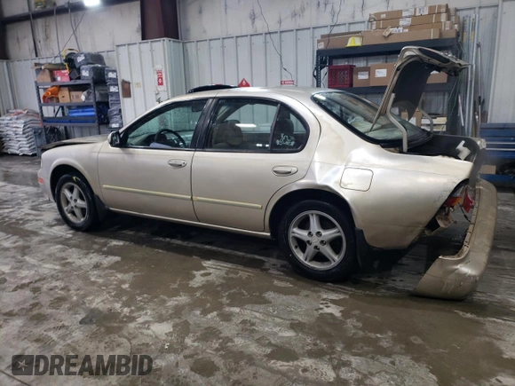 1998 Nissan Maxima GXE with VIN JN1CA21D3WT532196, listed as a Copart auction lot 43210915 with 277,946 mi miles and Salvage title. Bid and sale history available at DreamBid. Image 2.