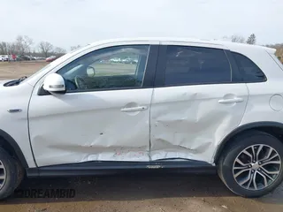 2019 Mitsubishi Outlander ES z VIN JA4AP3AU6KU018494, wystawiony jako IAAI lot #42026362 z przebiegiem 41 146 mil mil oraz . Historia ofert i sprzedaży dostępna na DreamBid. Obrazek 6.