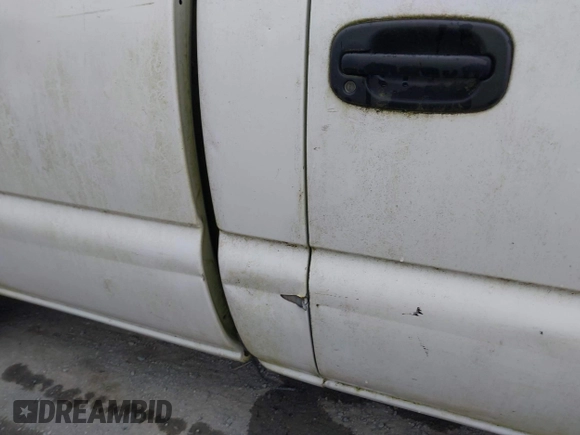 2002 Chevrolet Silverado 1500 Commercial with VIN 1GCEC14W02Z173601, listed as a IAAI auction lot 42230977 with 242,927 mi miles and . Bid and sale history available at DreamBid. Image 6.