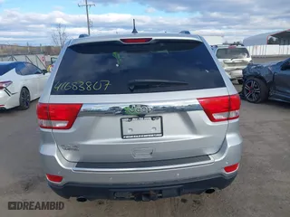 2011 Jeep Grand Cherokee Limited with VIN 1J4RR5GT8BC527676, listed as a IAAI auction lot 41683807 with 101,324 mi miles. Bid and sale history available at carsss.com. Image 16.